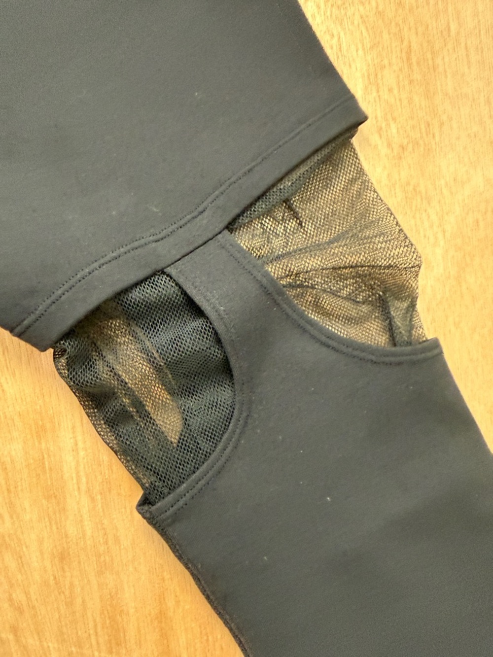ALO Yoga RARE Black High-Waist Leggings with Mesh Garter Cutouts - Picture 5 of 10